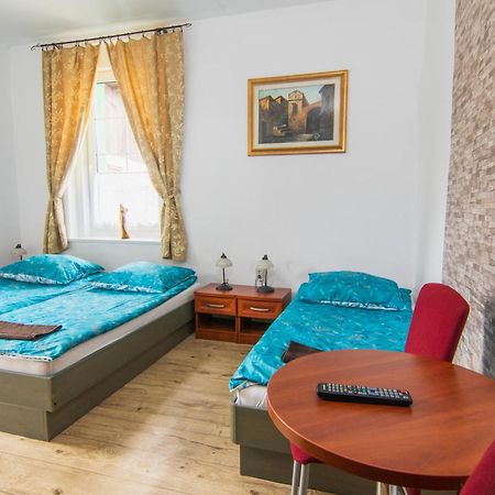 Willa Dunajec Kudowa-Zdrój Kültér fotó